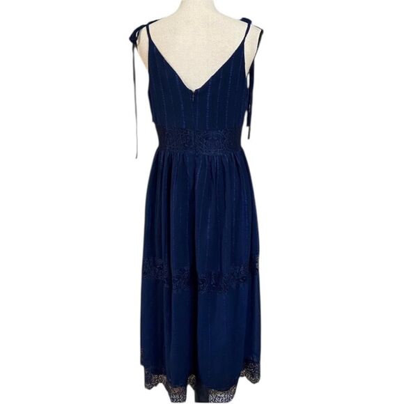 Lulus Love the Day Navy Lace Tie-Strap Midi Dress New with Tags L - Picture 5 of 10